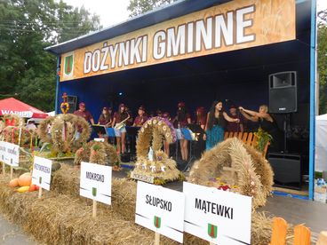 W Ożarowie odbyły się dożynki gminy Mokrsko
